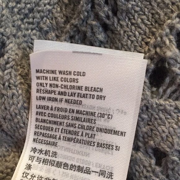 2 for $10 - Hollister Cropped Sweater - Picture 7 of 7